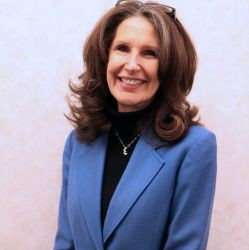 EMU emeritus, Pam Landau